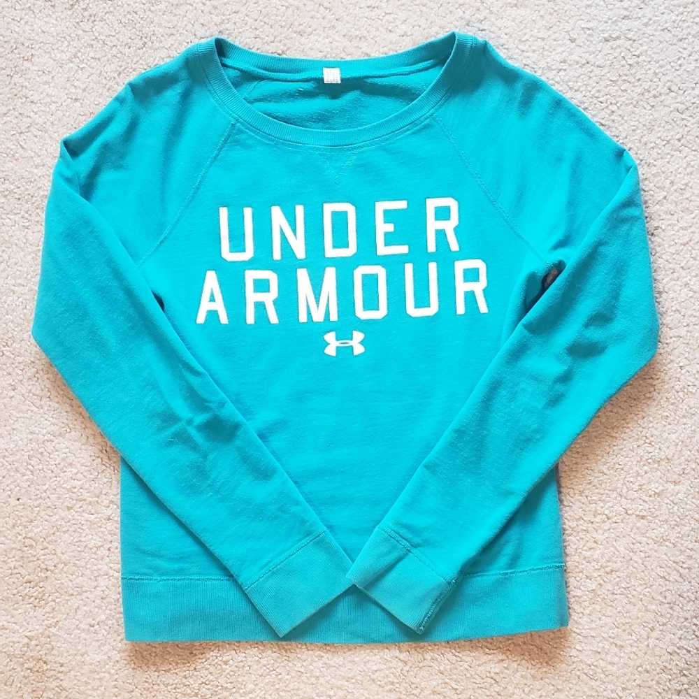 Women's Under Armour Light Weight Crewneck Sweatshirt.